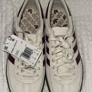 WOMEN'S ADIDAS ORIGINALS HANDBALL SPEZIAL CASUAL SHOES NEW WITH NO BOX